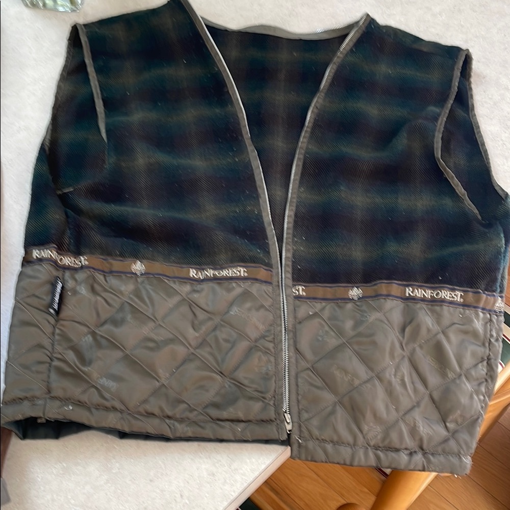 Rainforest. Grayish Brown Green Color! - image 5